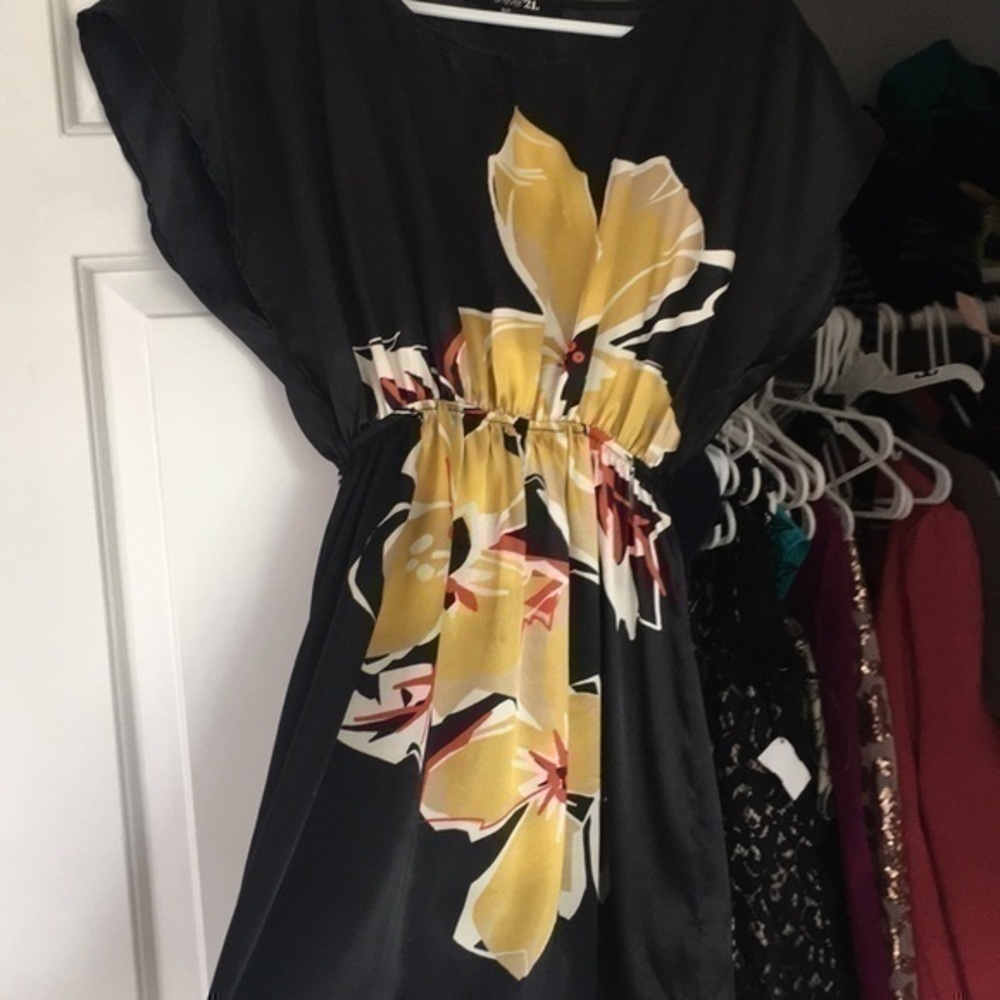 Floral dress - Picture 2 of 2